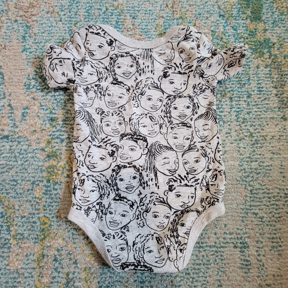 Well Worn Girls Gray Short Sleeve Bodysuit 6-9 Months - Picture 5 of 7